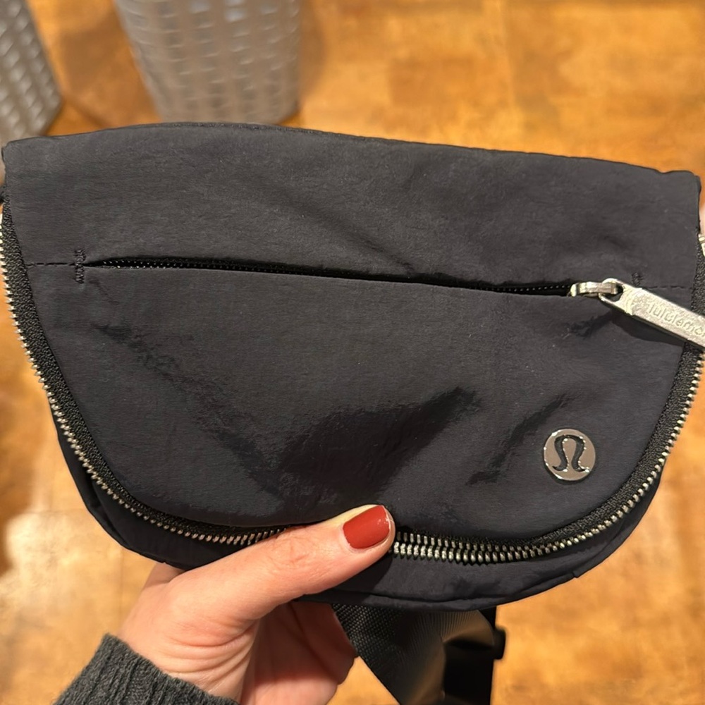 Lululemon All Night Festival Bag Micro 2L